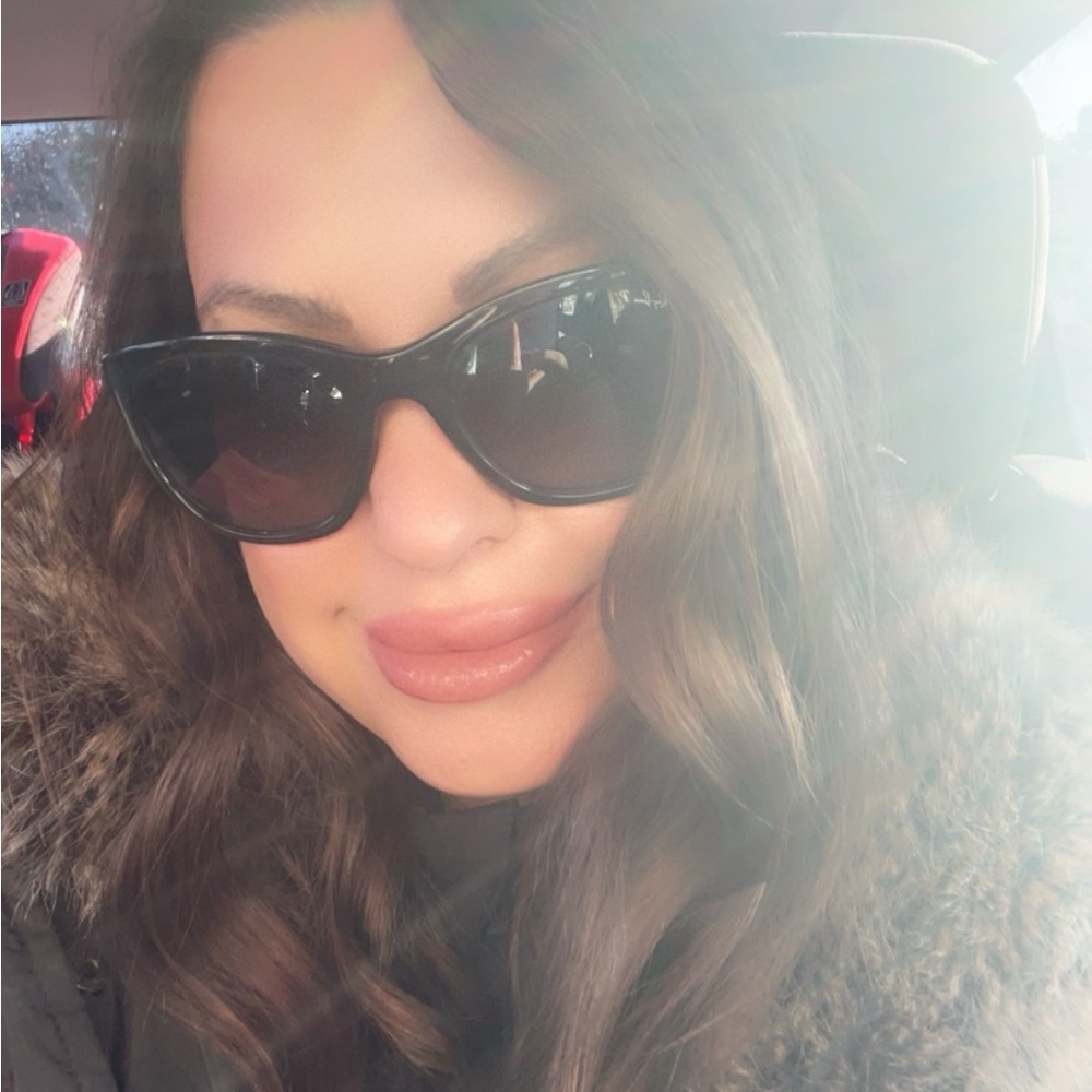 Meet your Posher, Kimberly